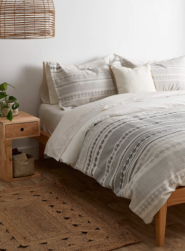 Nomad-stripe duvet cover set